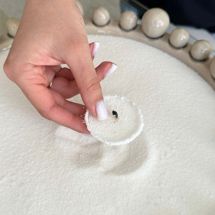 Replace wick and reuse Candle Sand